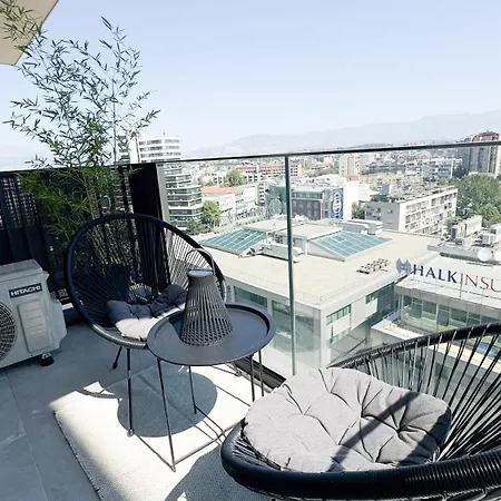 In Center Diamond Residences Apartment *