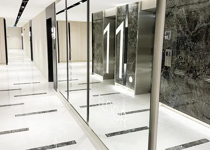 In Center Diamond Residences Apartment *